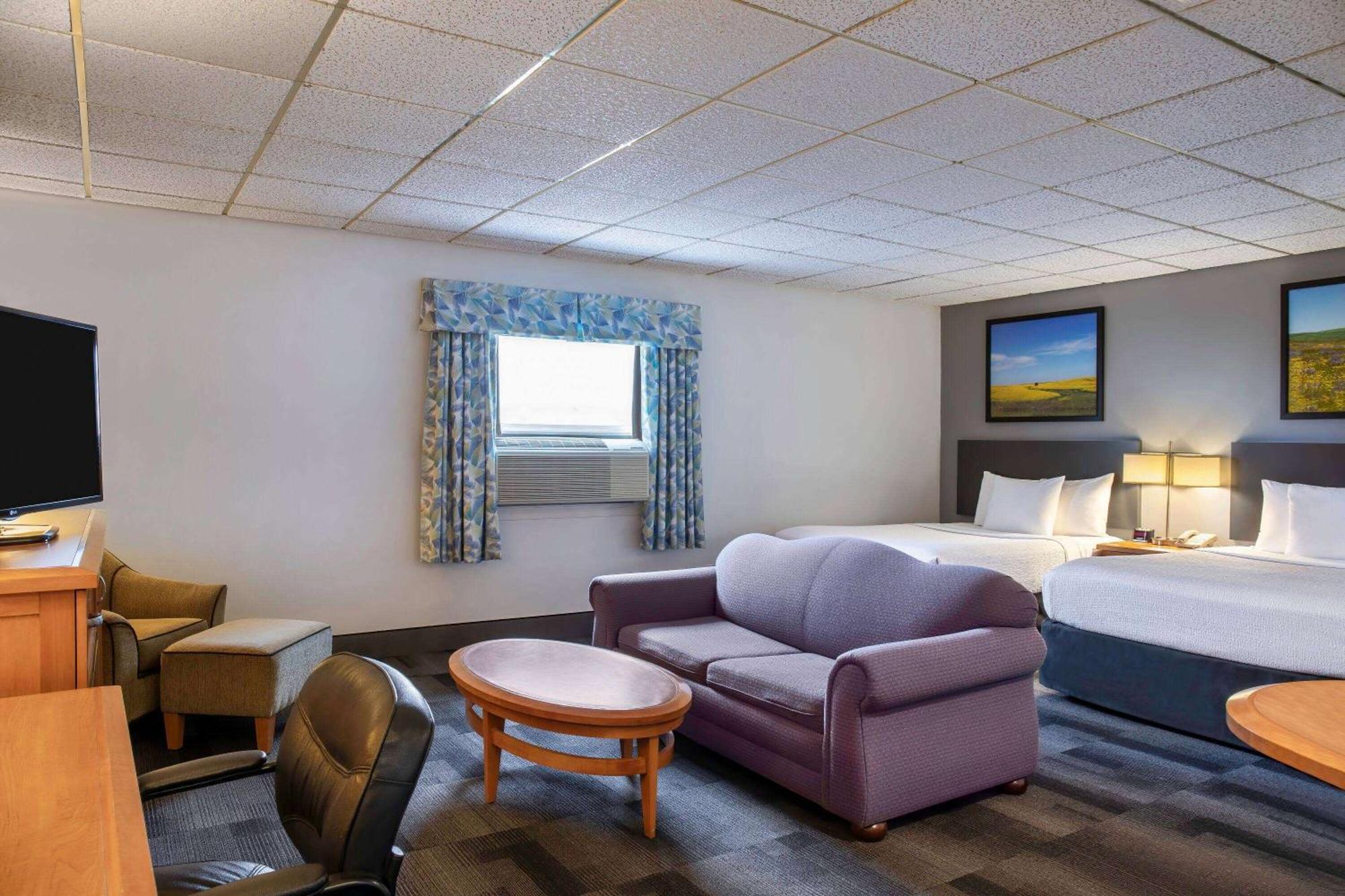 Days Inn & Conference Centre By Wyndham Camrose Norsemen Exteriér fotografie