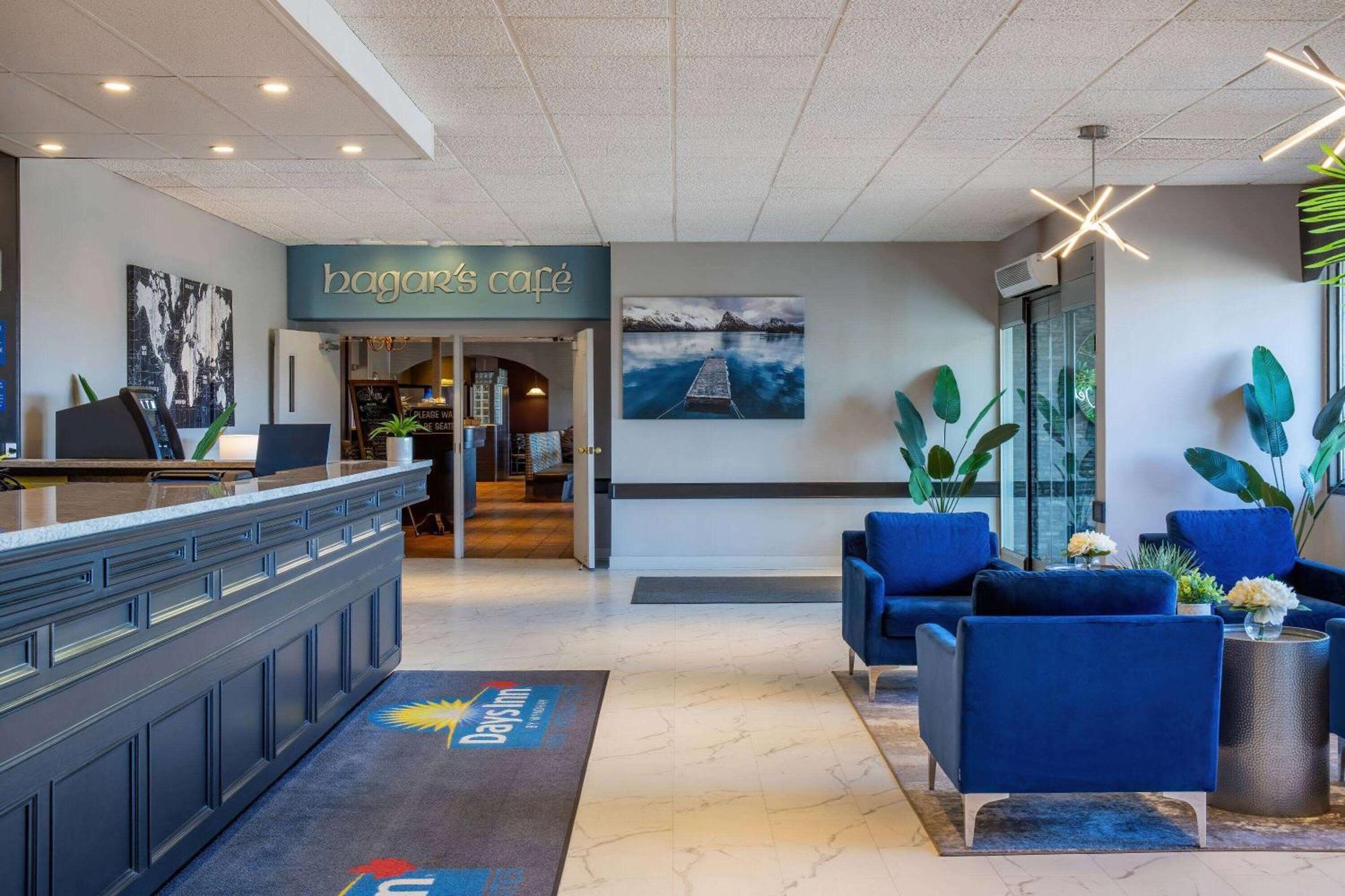 Days Inn & Conference Centre By Wyndham Camrose Norsemen Exteriér fotografie