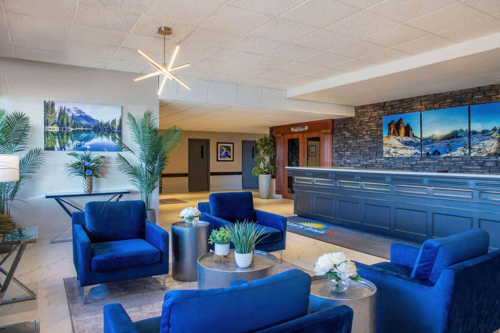 Days Inn & Conference Centre By Wyndham Camrose Norsemen Exteriér fotografie