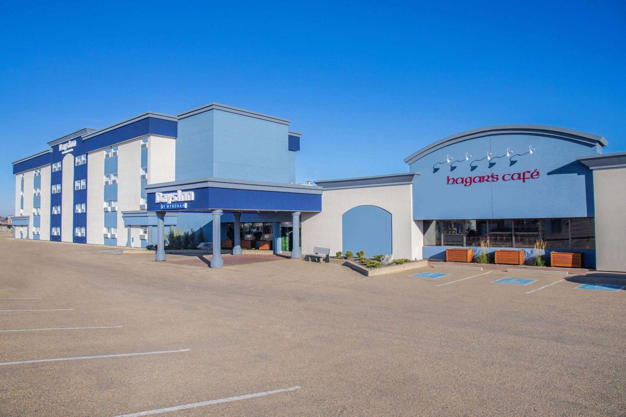 Days Inn & Conference Centre By Wyndham Camrose Norsemen Exteriér fotografie
